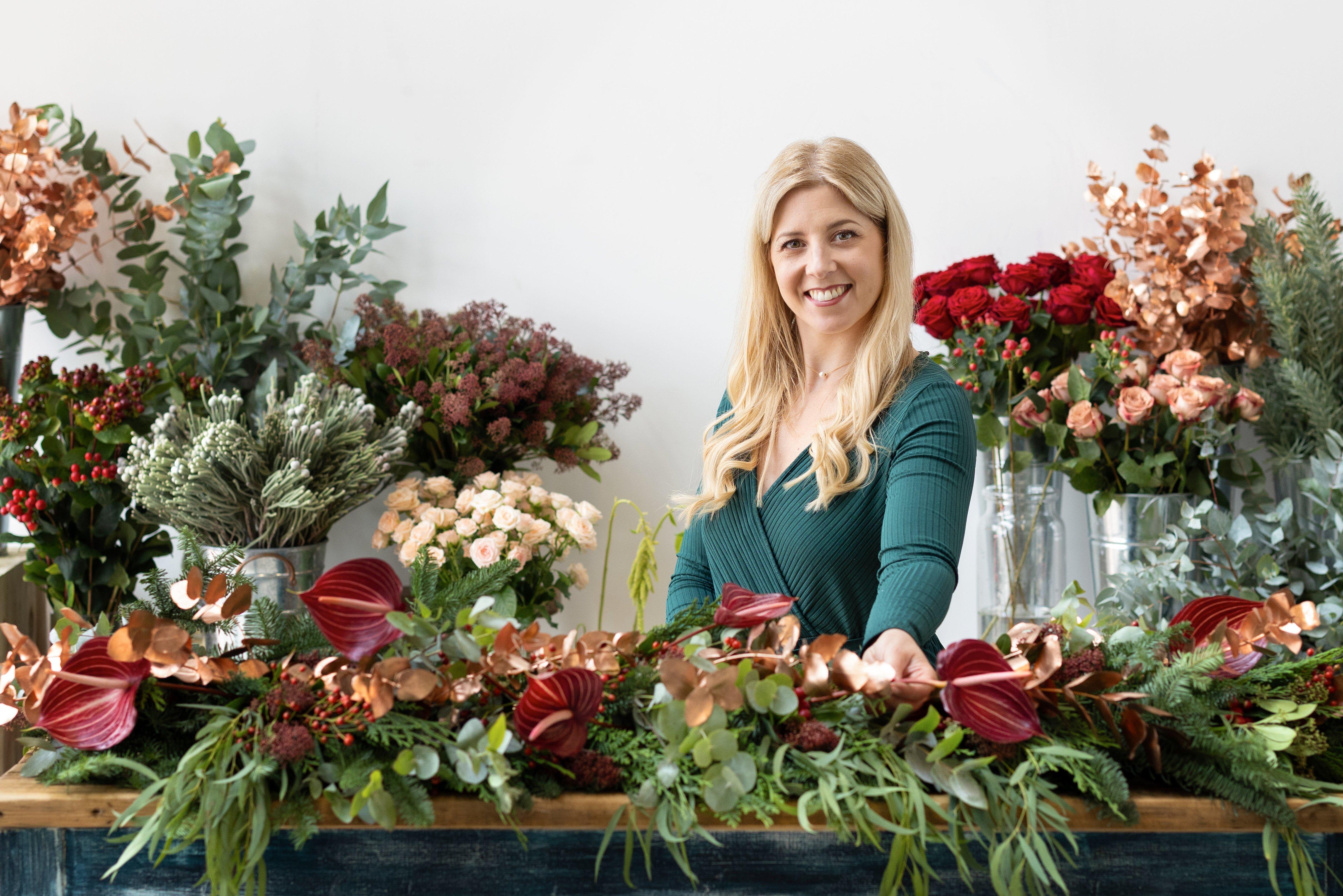 How to Make a Christmas garland